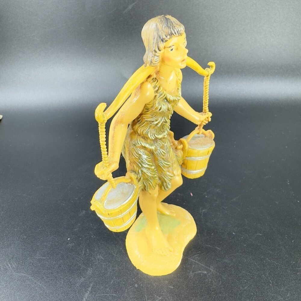 1983 Fontanini Depose‎ Italy Nativity Girl Carrying Buckets Figurine Vintage